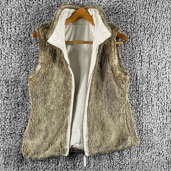 GAP Reversible Faux Fir Vest Women's Size Small Y2K Cream with Brown Fir - Picture 5 of 14